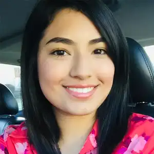 Alexia Aguayo, Professional Counselor (Pre-Licensed) in Illinois